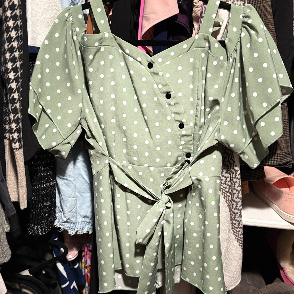 SHEIN Green Polka Dot Blouse